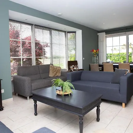 Vakantiehuis Countryside Farmhouse In With Terrace Garden