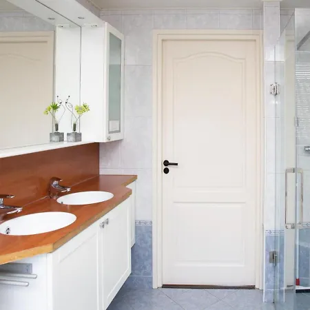 Vakantiehuis Countryside Farmhouse In With Terrace Garden *