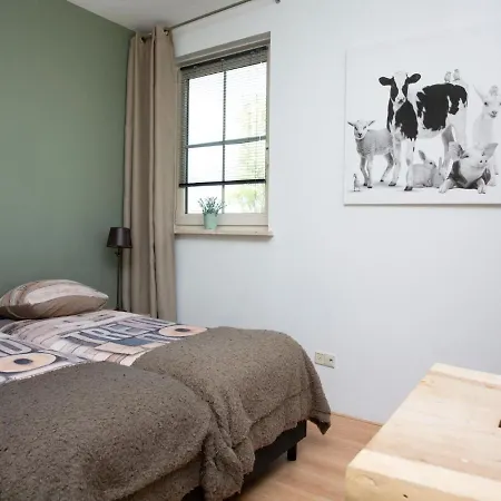 Countryside Farmhouse In With Terrace Garden Vakantiehuis